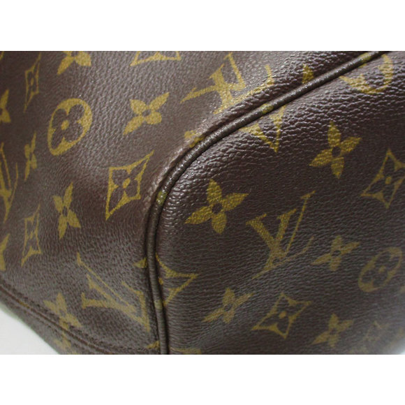 Louis Vuitton Neverfull MM Tote Bag Monogram - Picture 4 of 7
